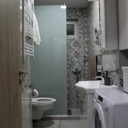 Moraca River Апартаменты Подгорица